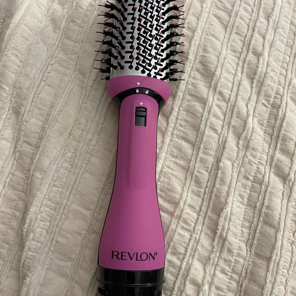 Revlon Pink Hair Dryer Brush
